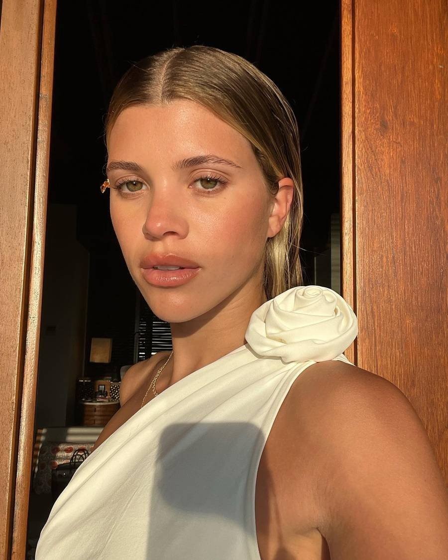 makeup.jpg