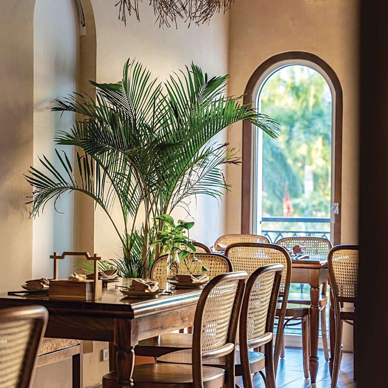 sente-restaurant-hanoi.jpg