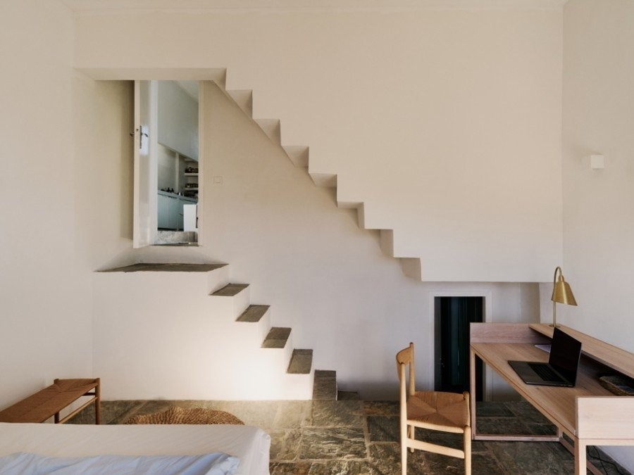 sigurd-larsen-piperi-house-greek-design-cycladic-architecture-kythnos-island-greece-landscape-ocean-view-43-Sh5hJ.jpg