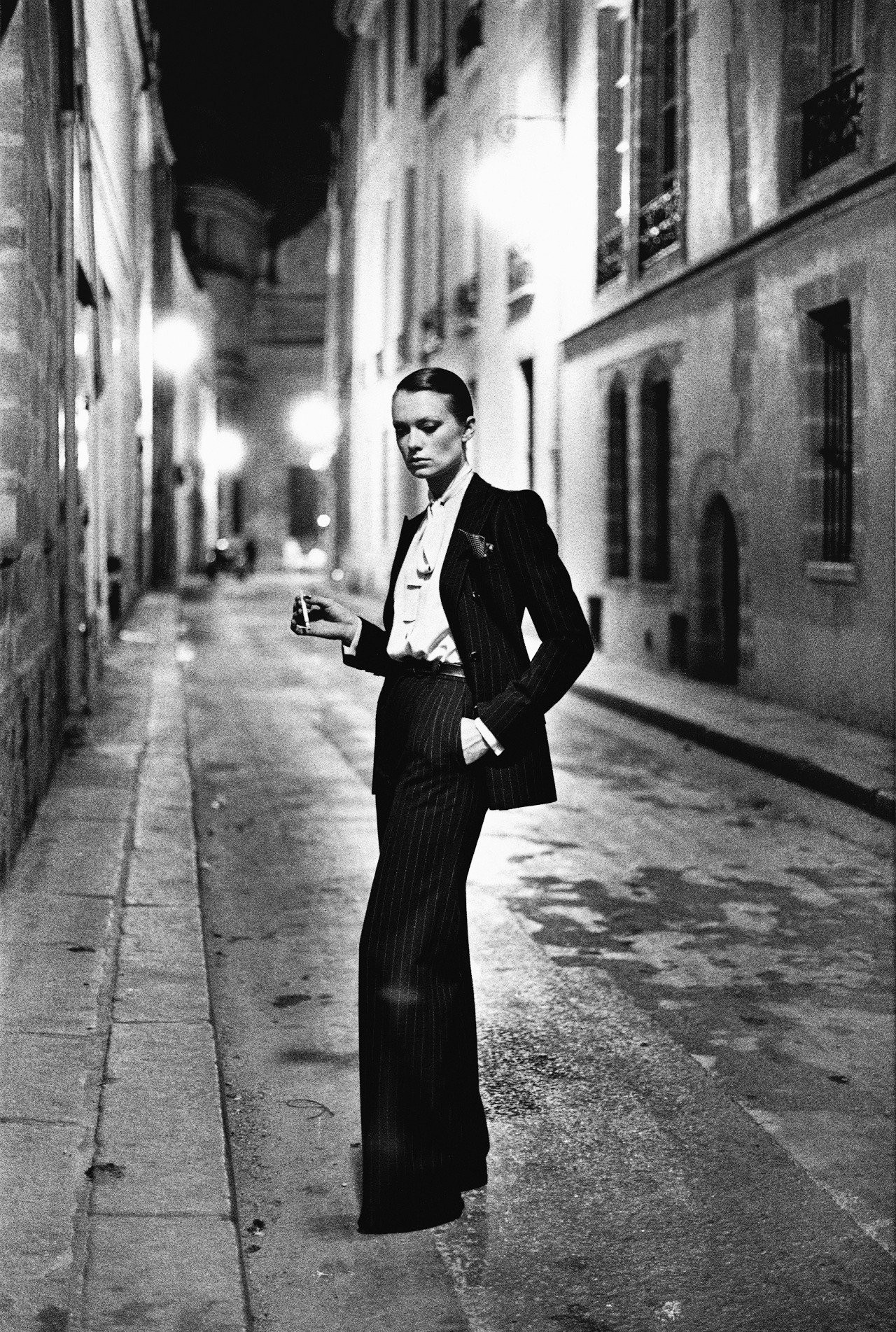 rue-aubriot-paris-1975-yves-saint-laurent-vogue-paris-helmut-newton-foundation.jpg
