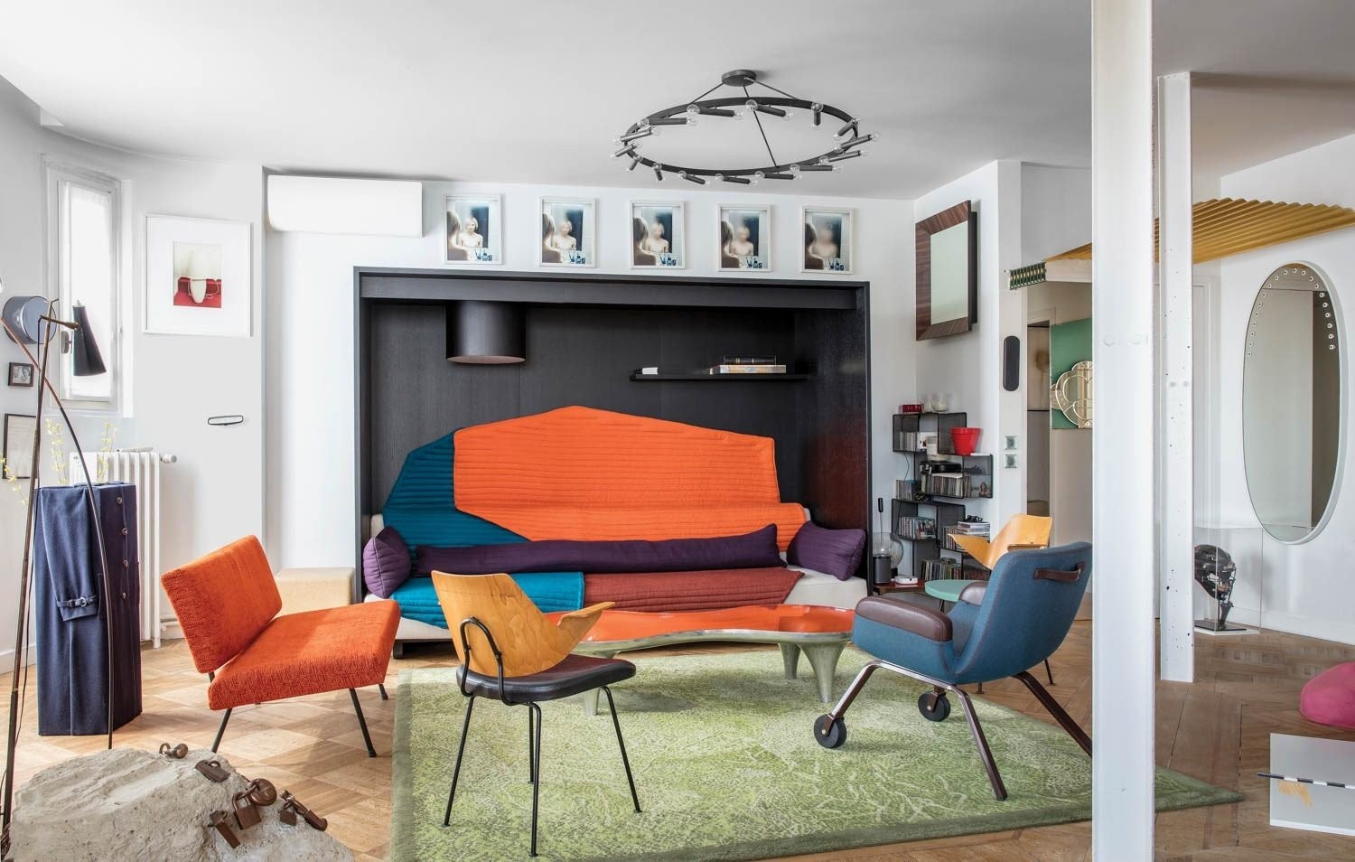 interior-design-galerie-kreo-paris-france-idx220802-athome03.jpg