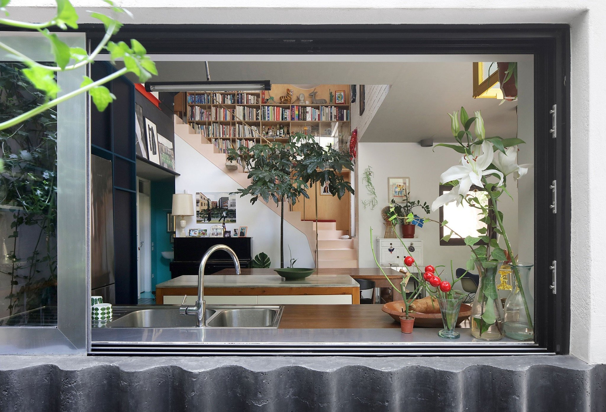 14-p-petralona-house-photography-filip-dujardin-yatzer-1-SXfLI.jpg