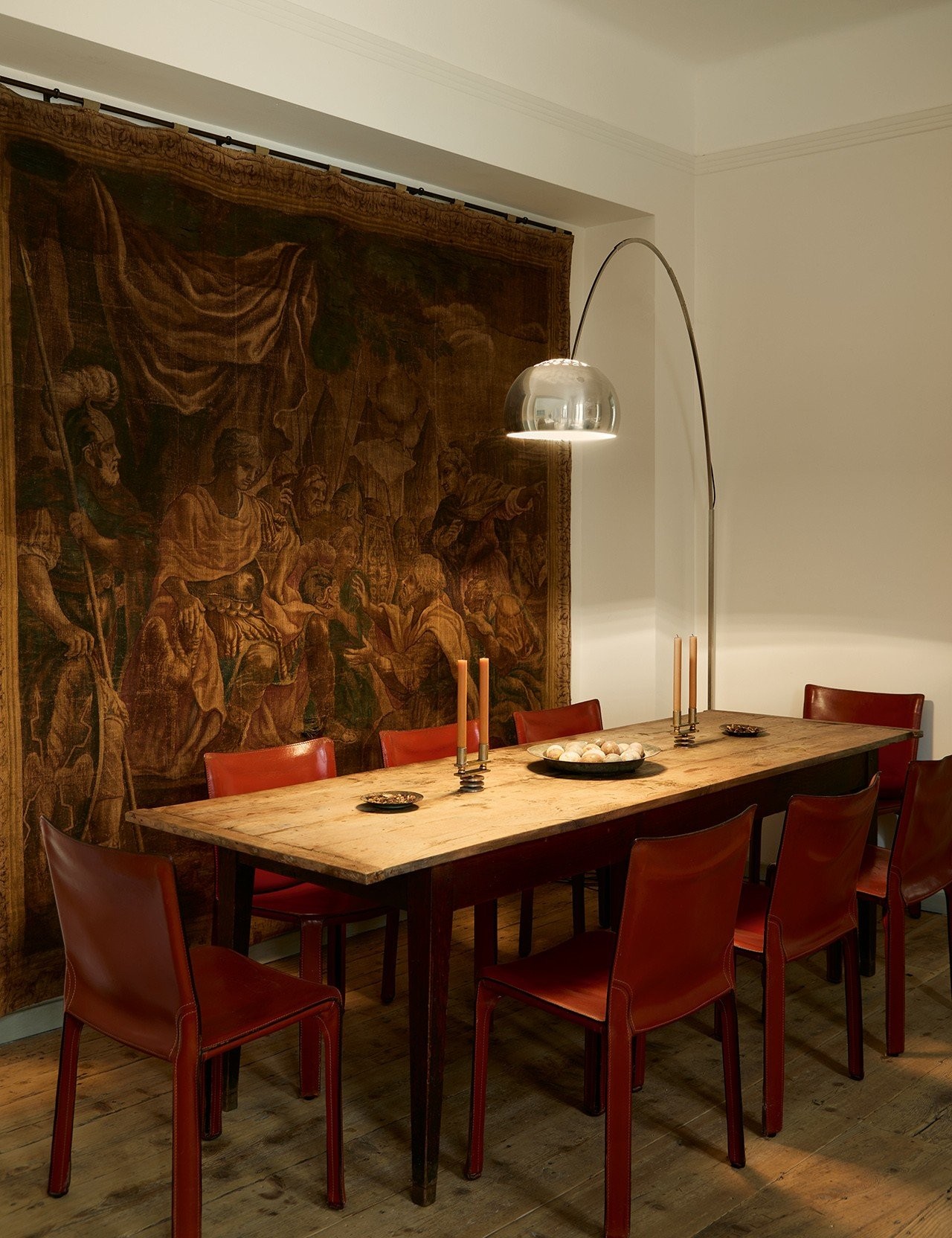 diningarea1-698-h-L1oVH.jpg