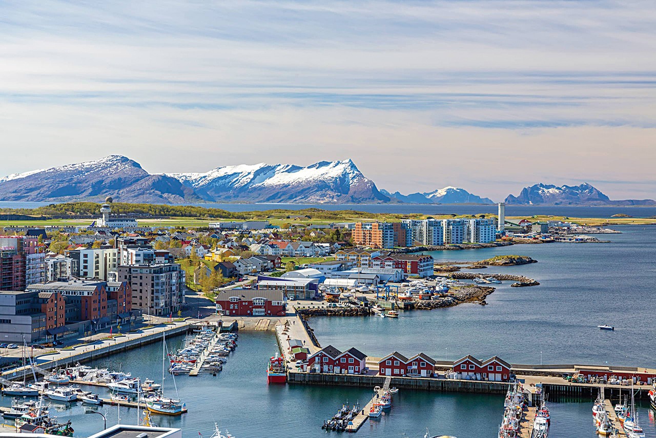 bodo-town-northern-norway-arctic-cirkle-dmitry-pistrov.jpg