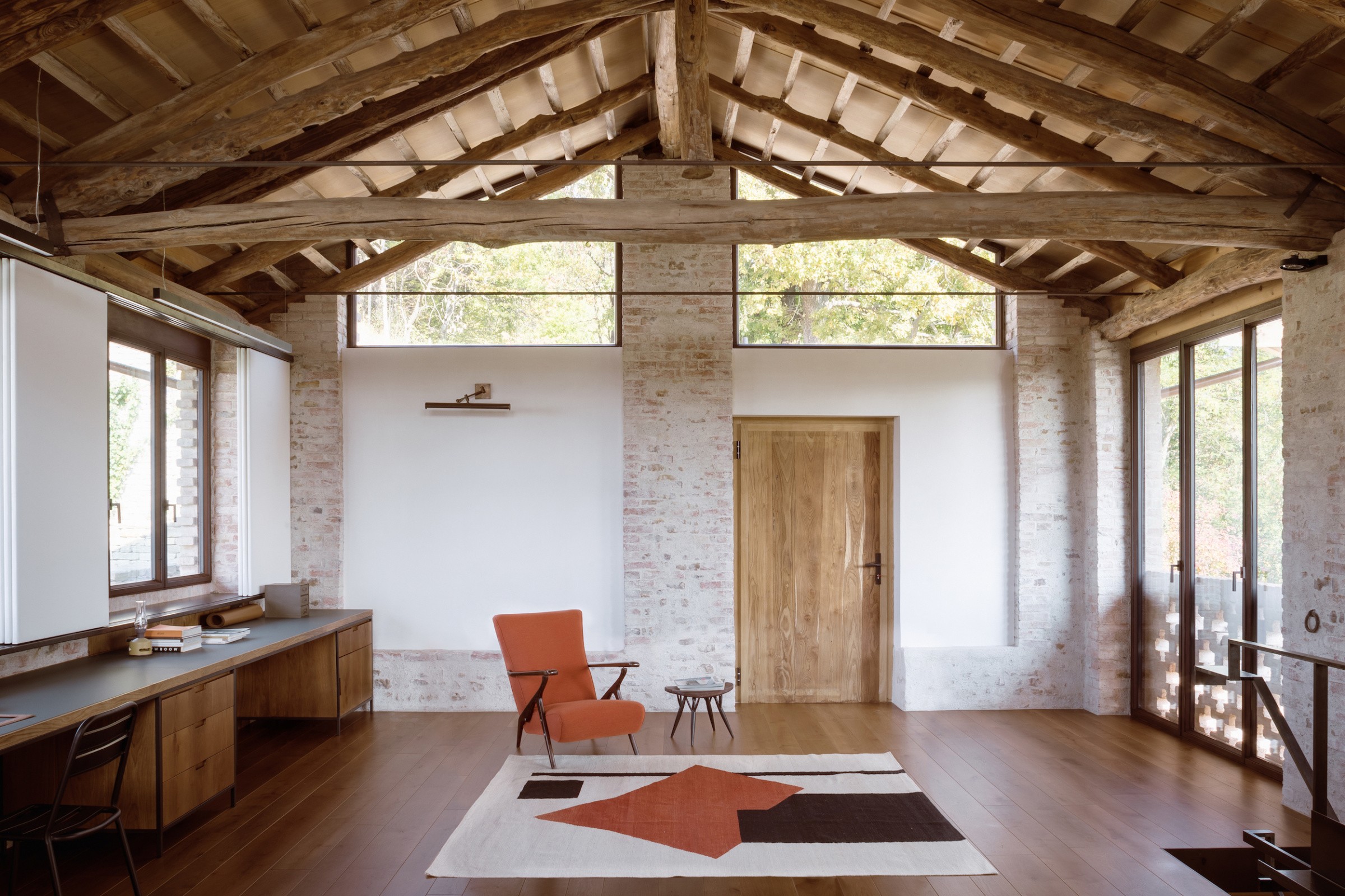 jonathan-tuckey-desgin-cascina-08-2400x1600-3bpYN.jpg