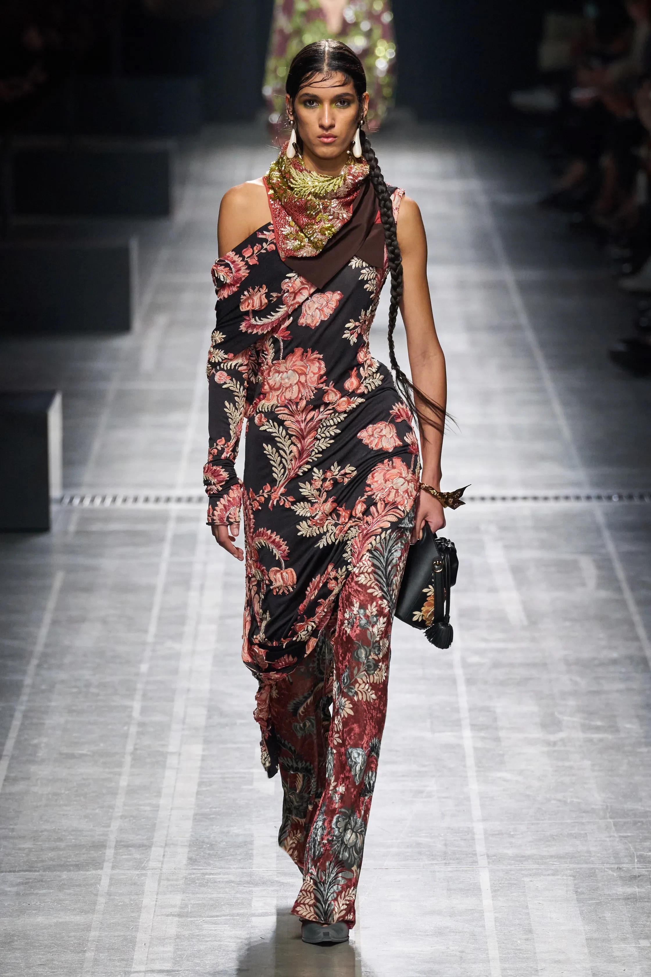 00017-etro-fall-2024-ready-to-wear-credit-gorunway.webp