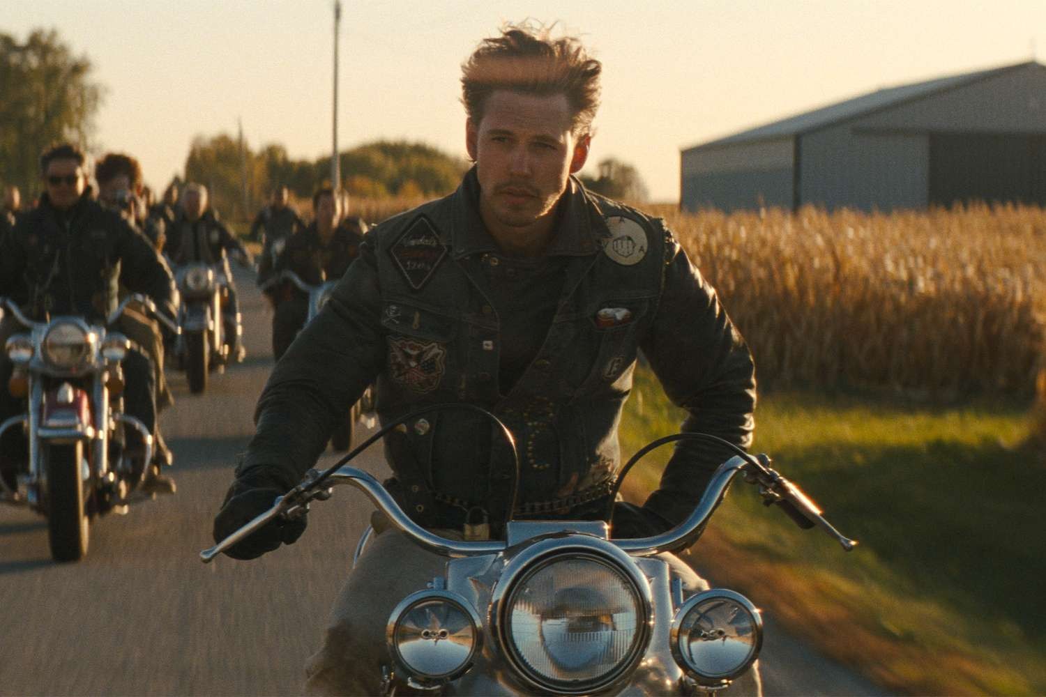 bikeriders-090623-ecbc8707ee284df88ba707922bd09c49.jpg