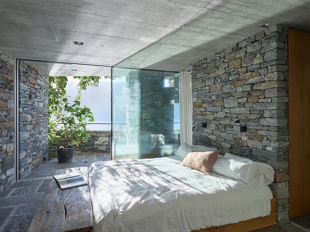 008-house-wi-asconas-modern-home-with-historic-echoes-1050x787.jpg