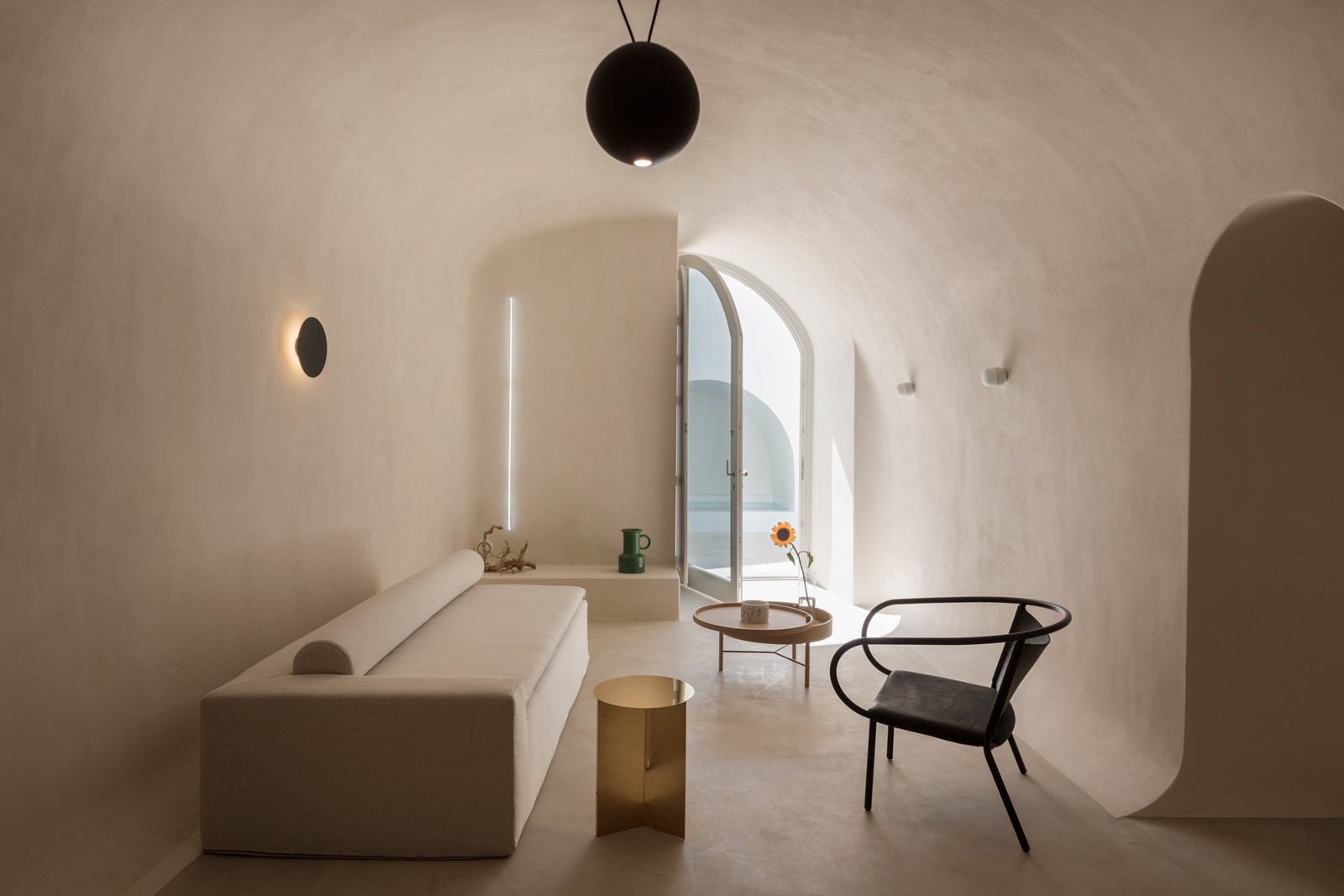 kapsimalis-fira-santorini-TE8LV.jpg