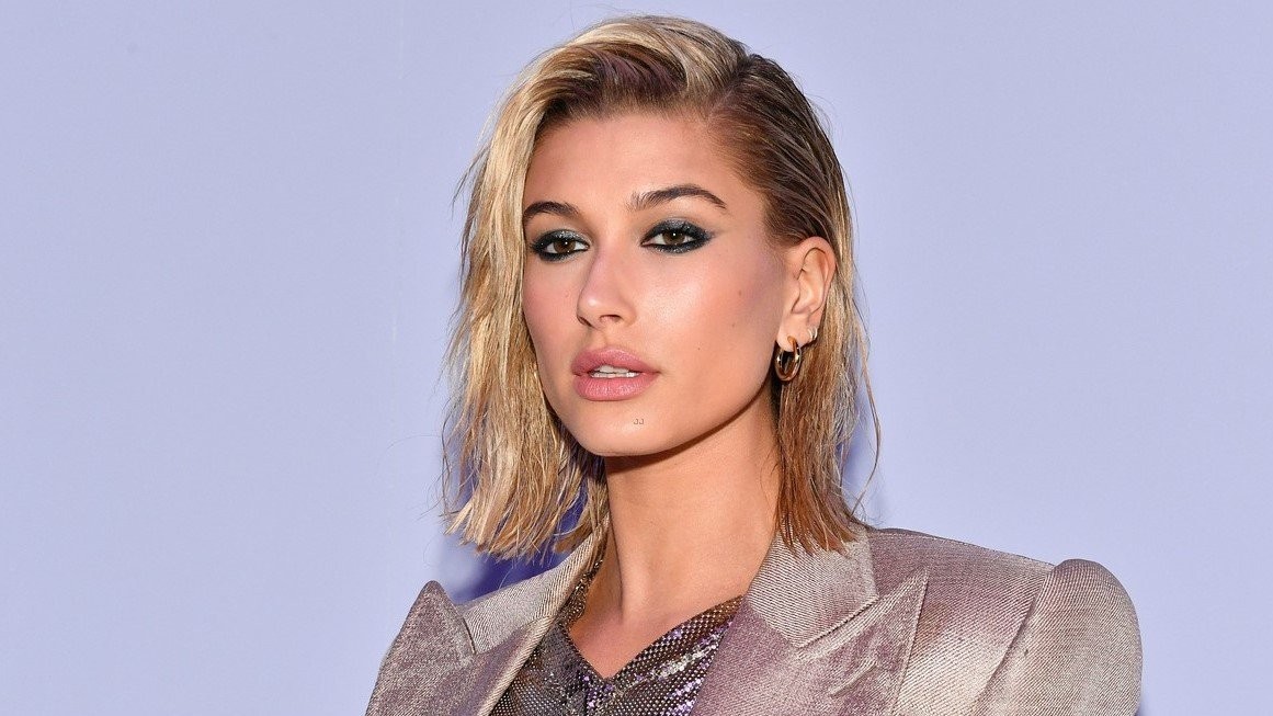tom-ford-hailey-baldwin.jpg
