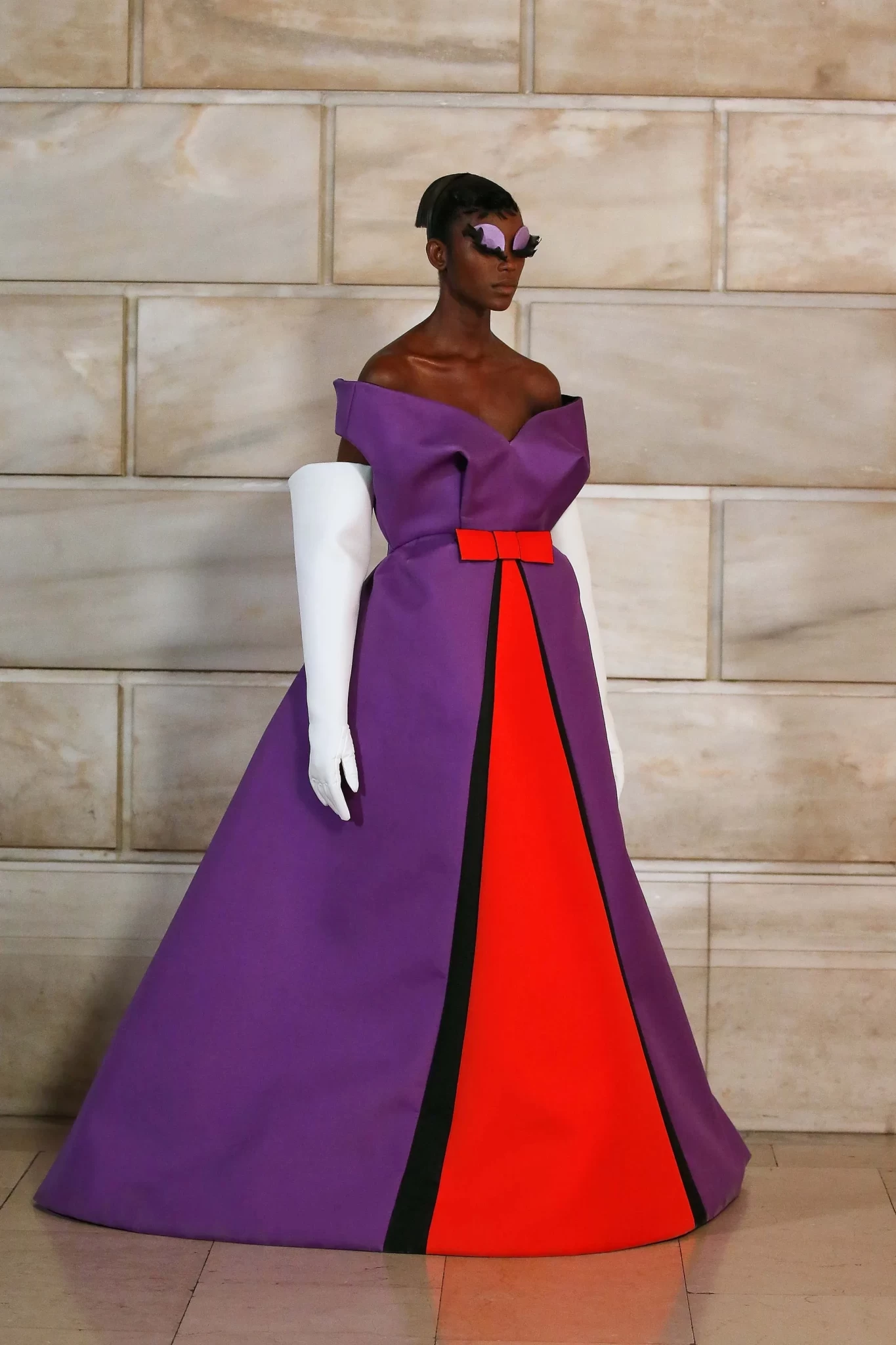 00040-marc-jacobs-fall-2024-ready-to-wear-credit-brand.webp