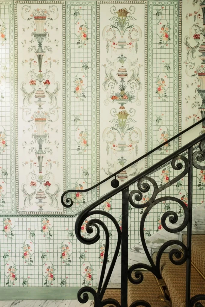 laduree-rue-royale-paris-cordelia-de-castellane-habituallychic-005jpg-682x1024.webp