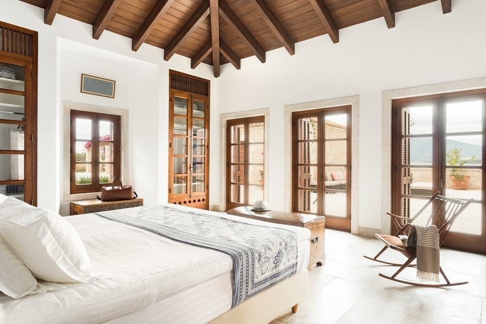 porto-heli-villa-dwell-the-greek-villas-62-2Zy7z.jpg