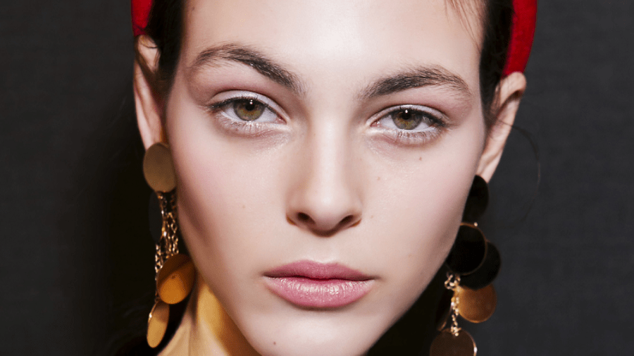 how-to-no-makeup-makeup-1-pdTXf.png