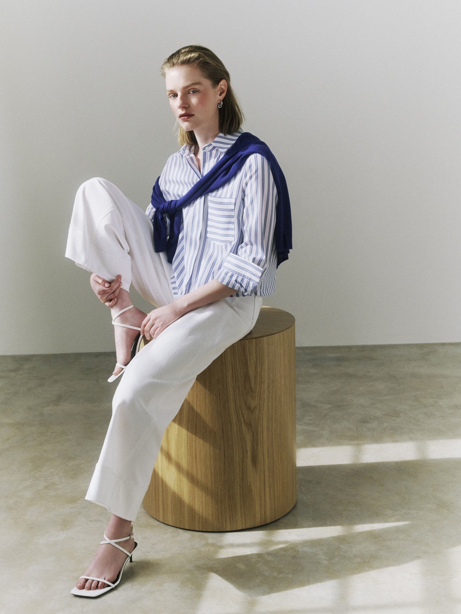 lola10-infullbloom38040-copy.jpg