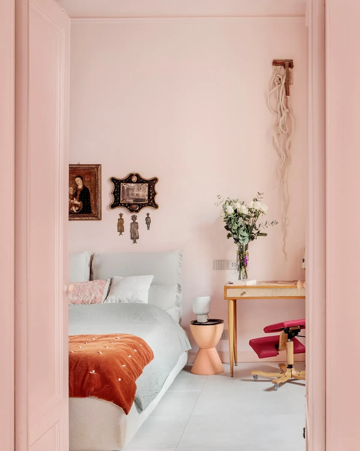 pink-09jpeg.webp
