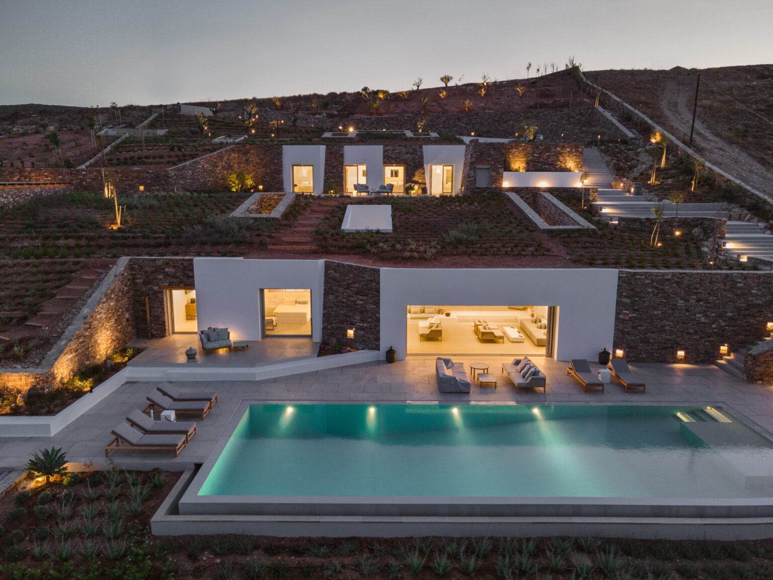tsolakisarchitects-antiparosvillas-final-67-medium-1536x1152-sJyoG.jpg