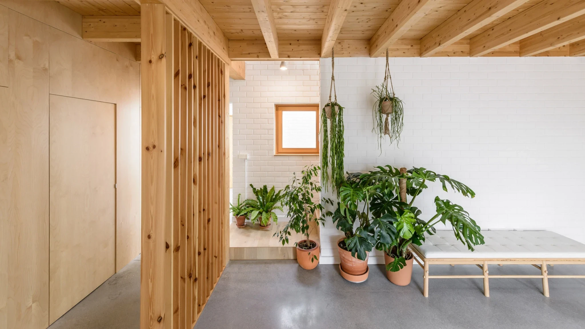 casa-sd-escribano-rosique-spain-architecture-house-courtyards-dezeen-2364-hero.webp