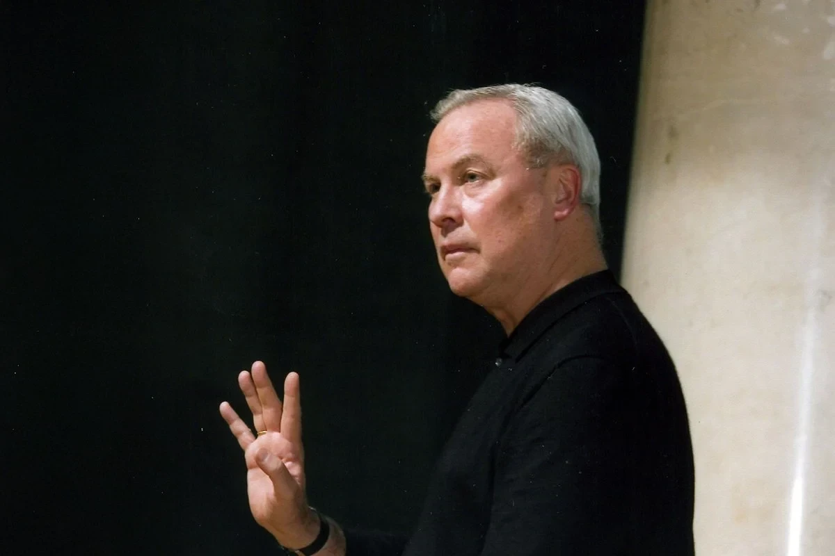 bob-wilson-at-la-scala.webp