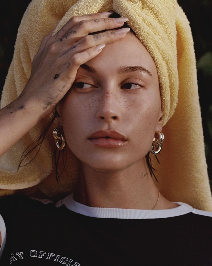 hailey-bieber-1.jpeg
