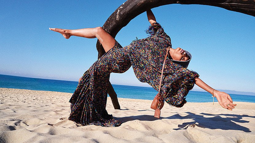 loewe-spring-2025-ad-campaign-the-impression-030.jpg