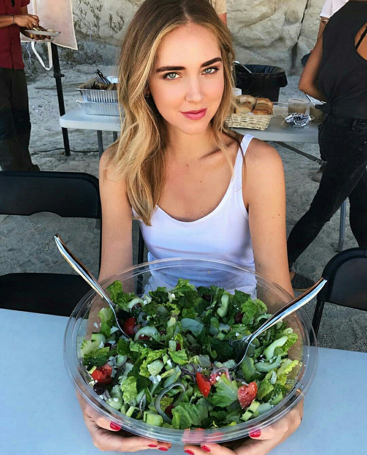 1-ideal-breakfast-glow.jpg