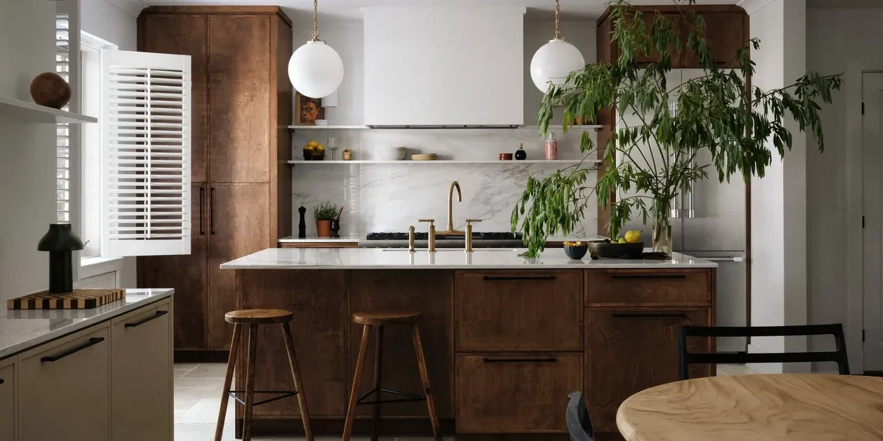 holton-residence-by-sabrina-barazin-studio-photo-alex-lesage-1jpeg.webp
