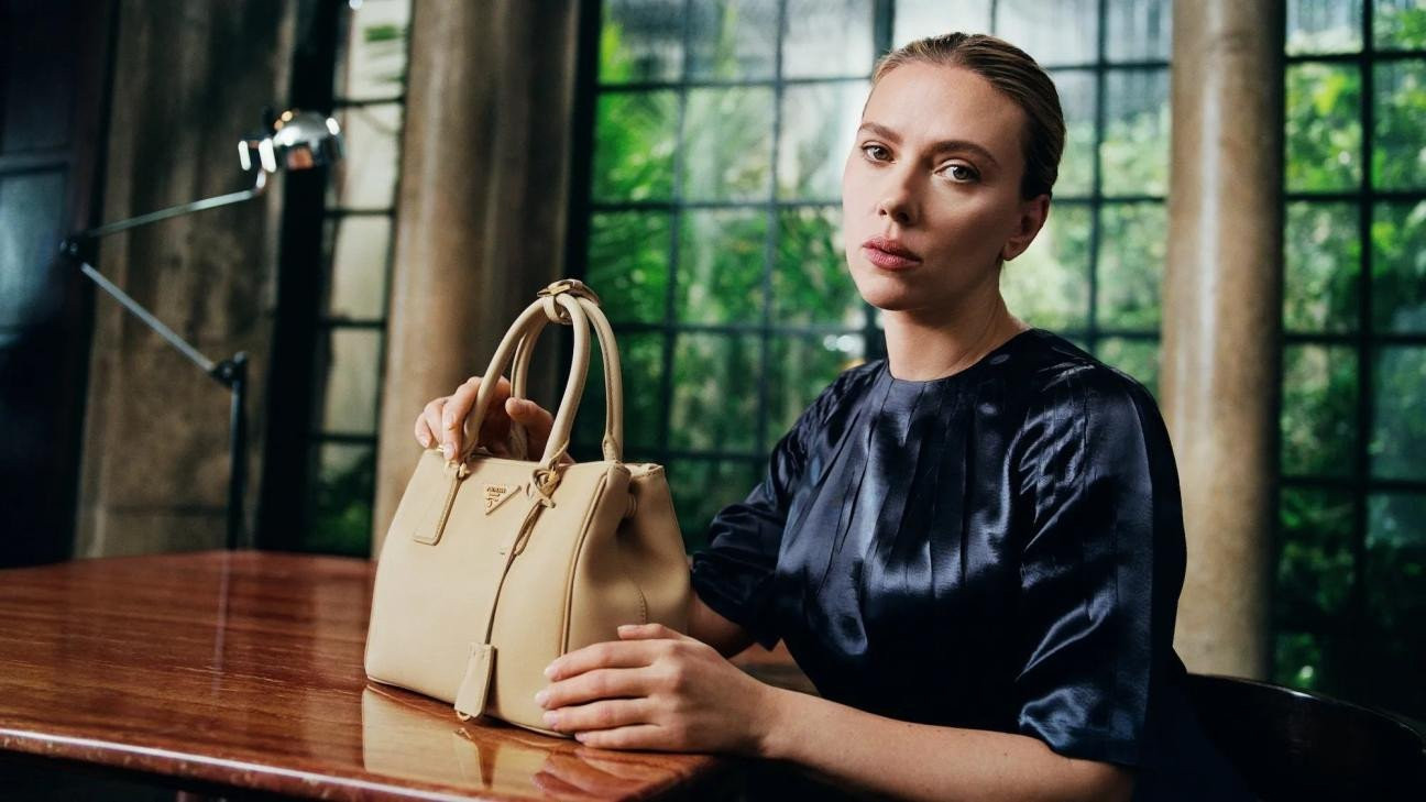 prada-lanthimos-3.jpg