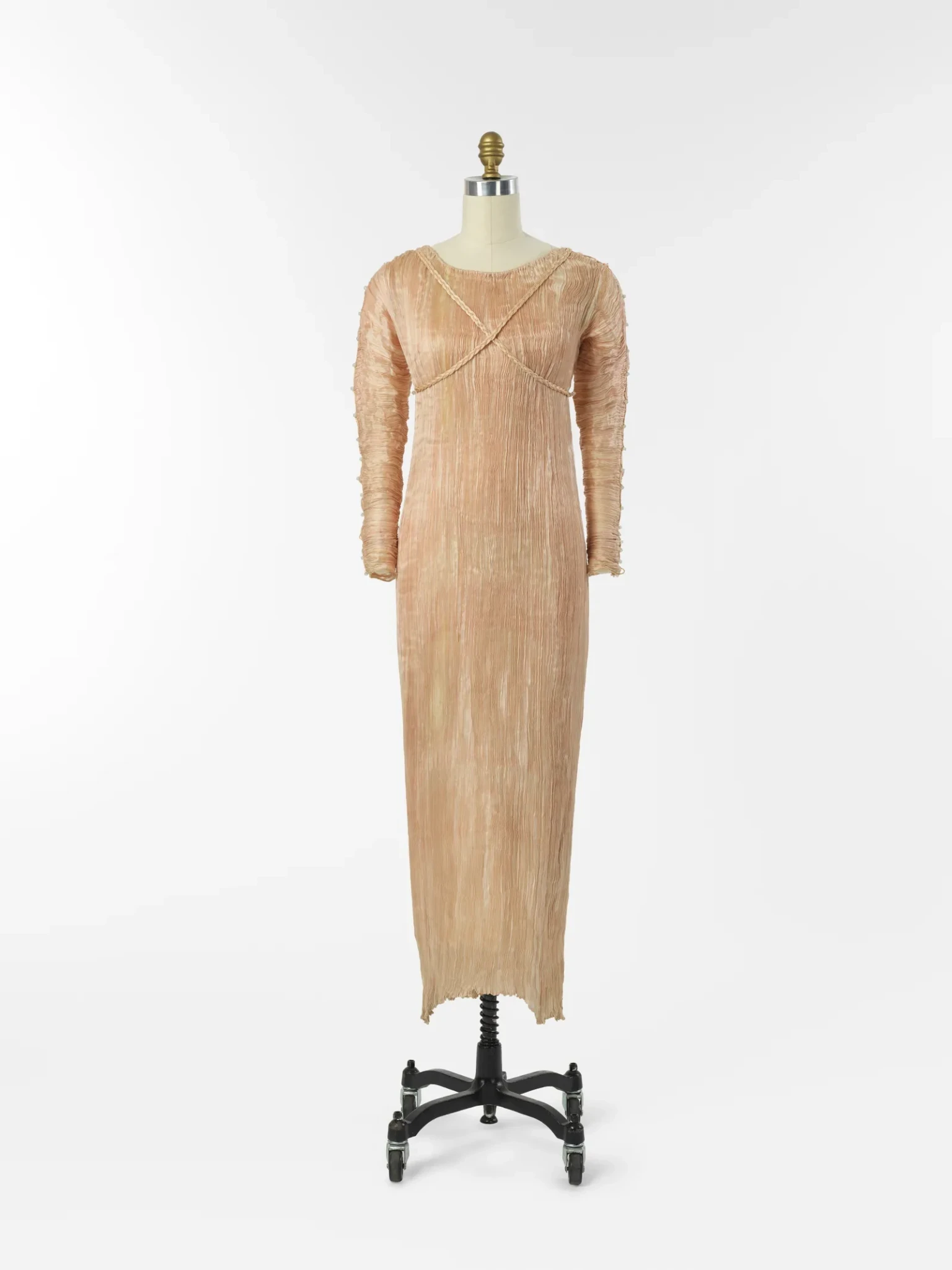 6-fortuny1920s.webp