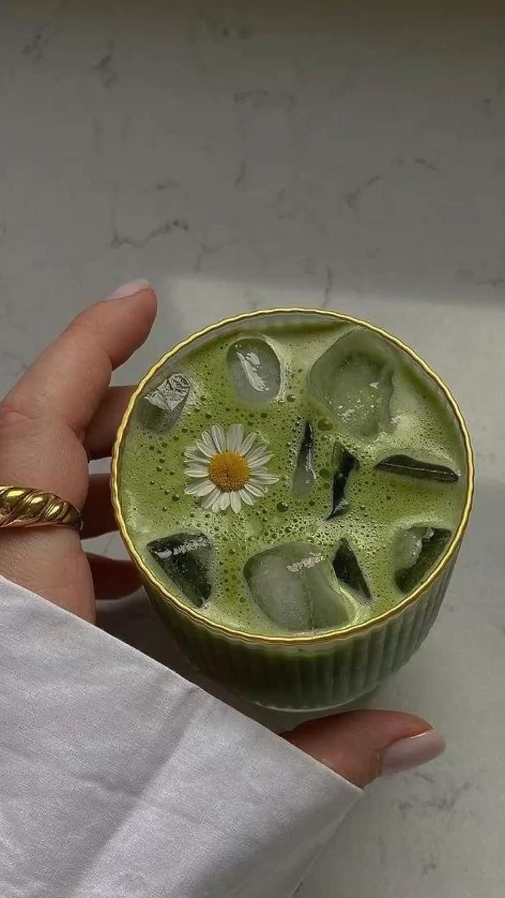 matcha-iced-matcha-matcha-latte-matcha-at-home-surayahalize.jpg