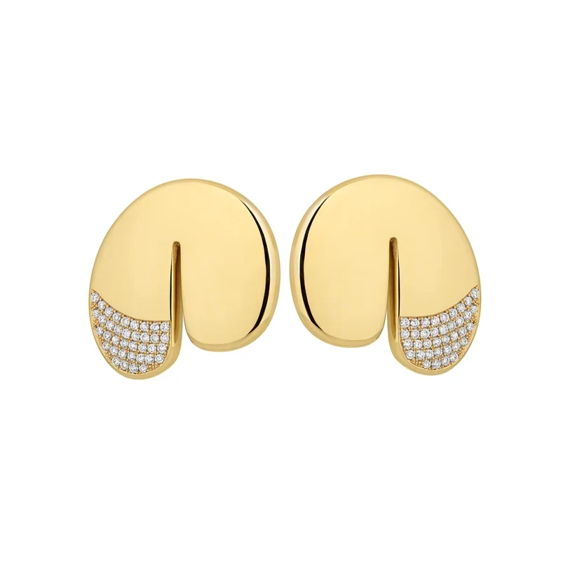 contour-earrings-1-min.webp