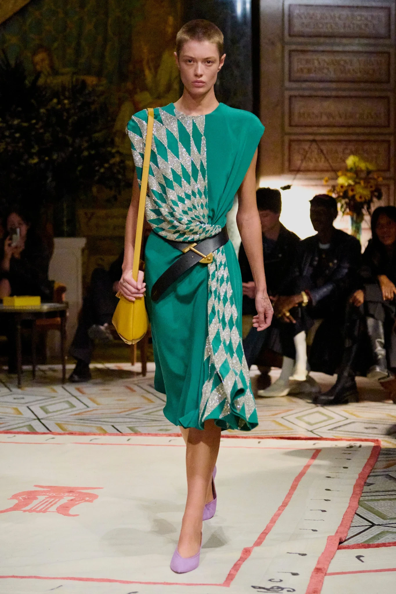 versace-ss26-ho-25.webp