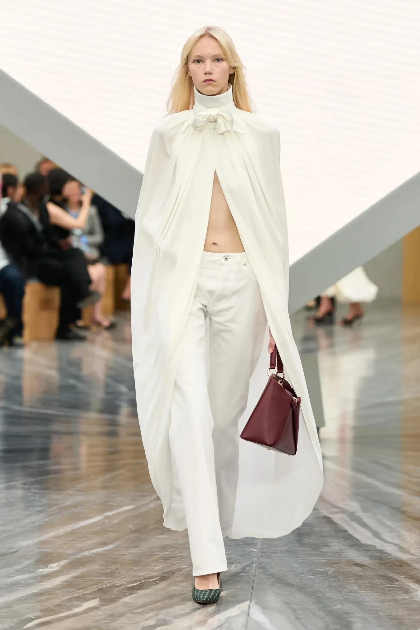 00030-christian-dior-spring-2026-ready-to-wear-credit-gorunway-1.webp