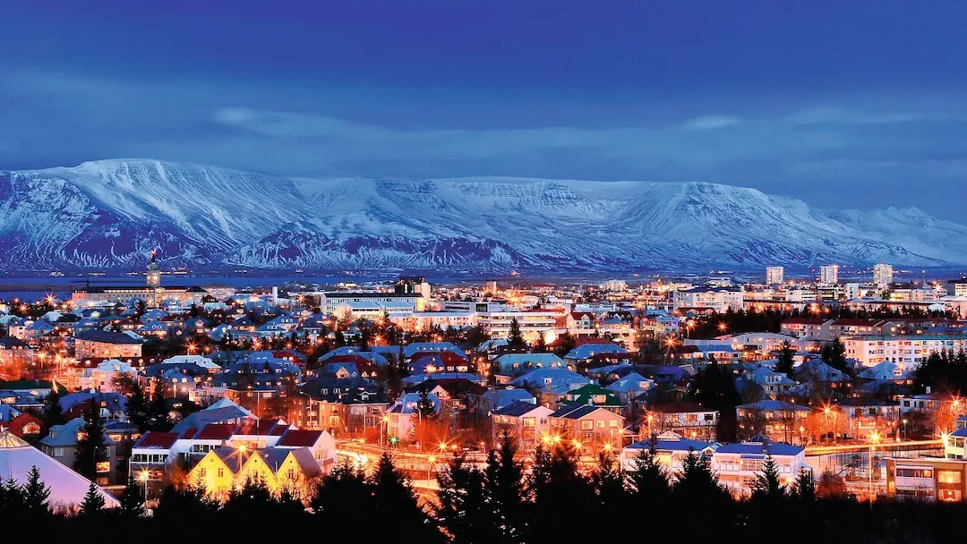 discover-reykjavikweboriginalcompressed.webp