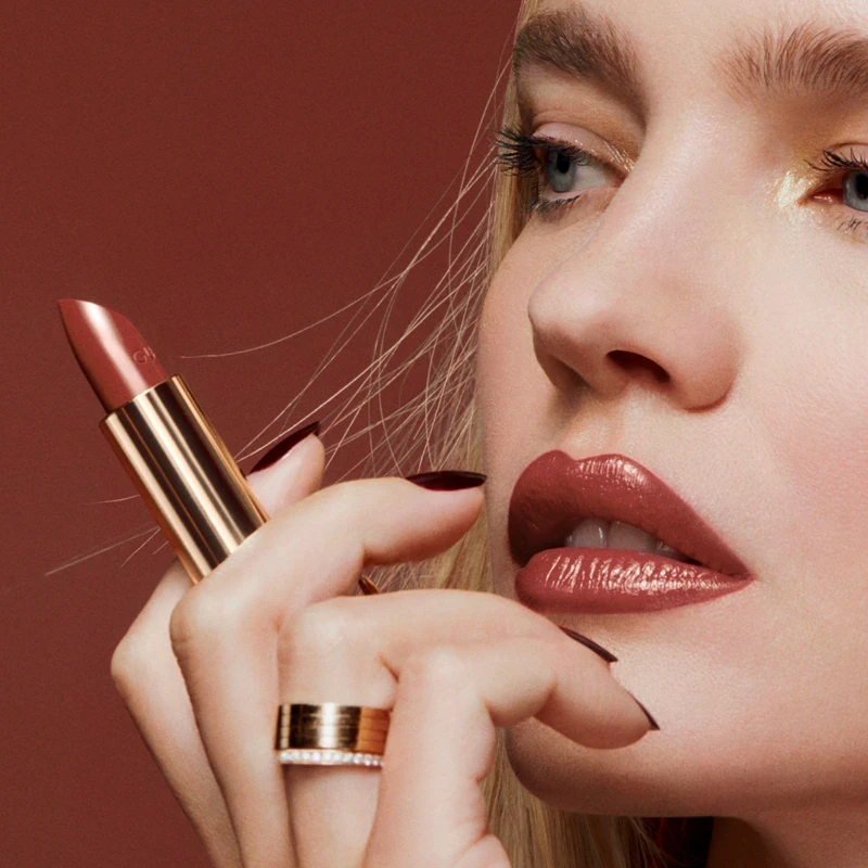 guerlain-rouge-g-luxury-lipstick-240808.webp