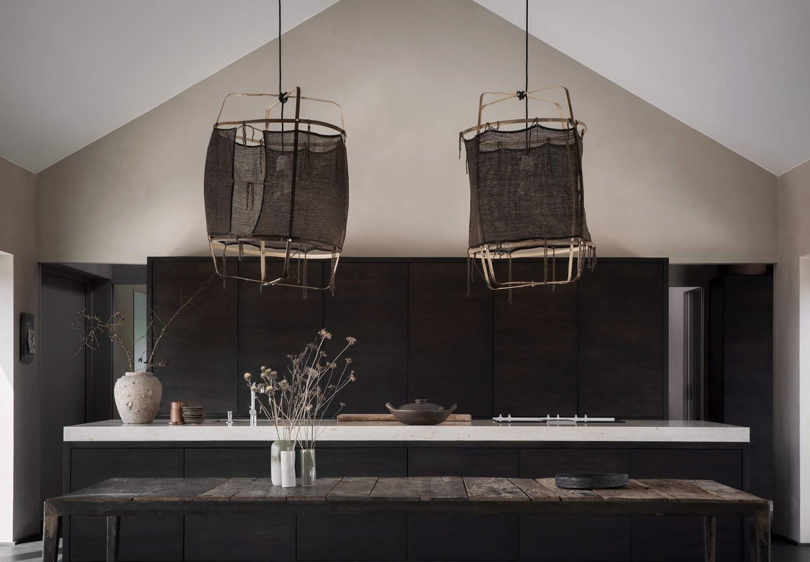 seaside-abode-norm-architects-interiors-residential-denmark-dezeen-2364-col-4.jpg