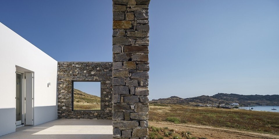 domus-react-paros-8jpgfotormedium.png