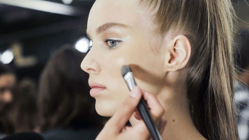 right-makeup-order-1-bLtjl.jpg