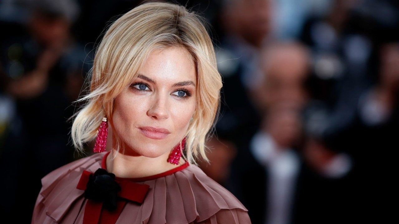 sienna-miller-nude-lips.jpg sienna-miller-nude-lips.jpg