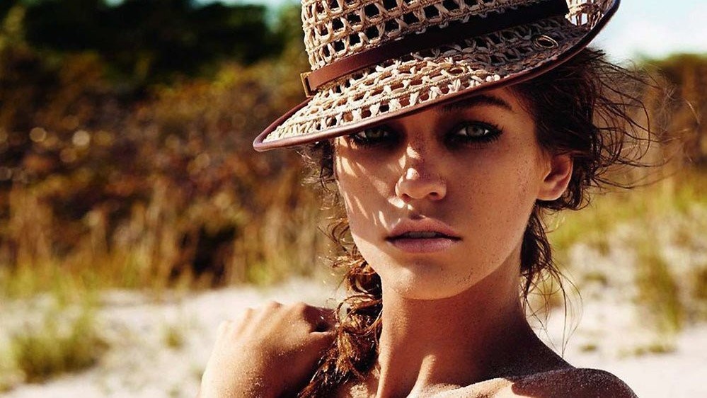 summer-hat-hairstyles-2.jpg