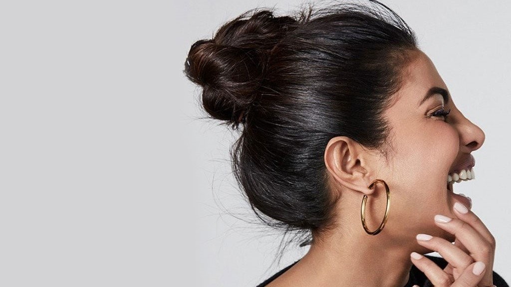 priyanka-chopra-messy-bun.jpg priyanka-chopra-messy-bun.jpg
