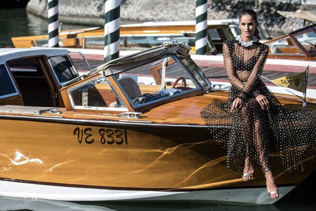 izabel-goulart-arriving-at-venice-film-festival.jpg izabel-goulart-arriving-at-venice-film-festival.jpg