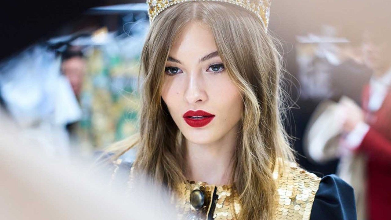 dark-red-lipstick-4.jpg