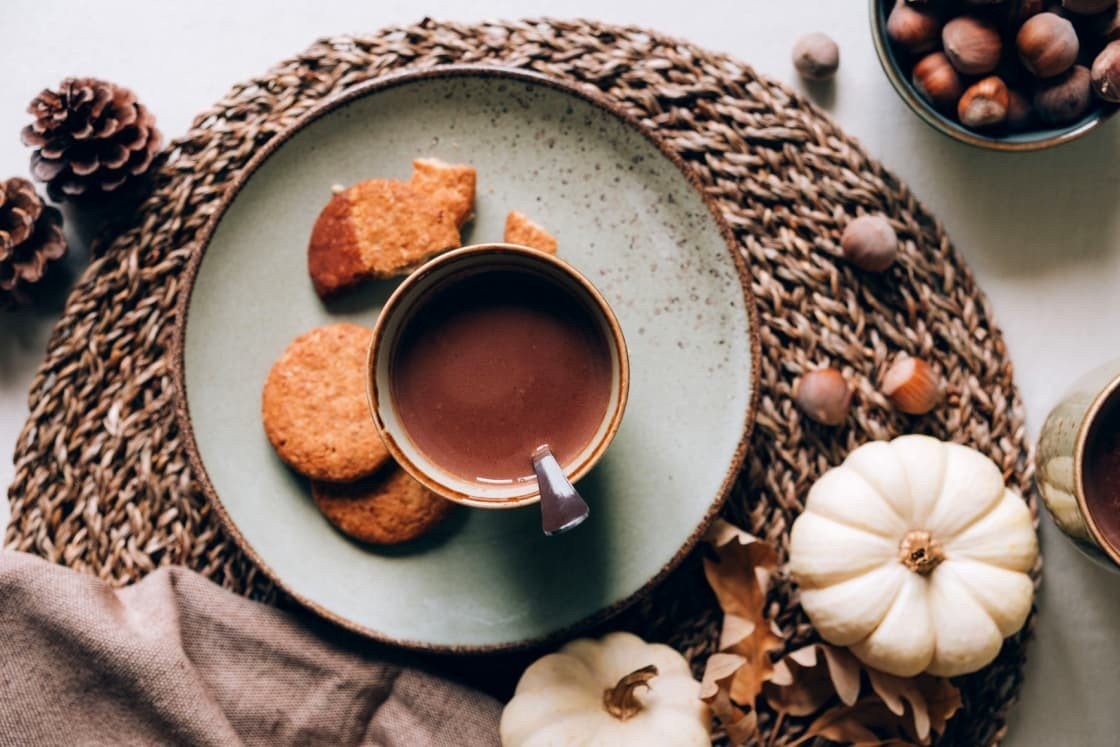 hot-chocolate-exilir-drinks-glow.jpg