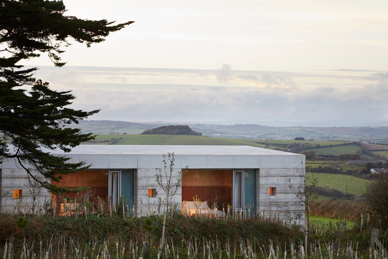 7-peter-zumthor-secular-retreat-living-architecture.jpg