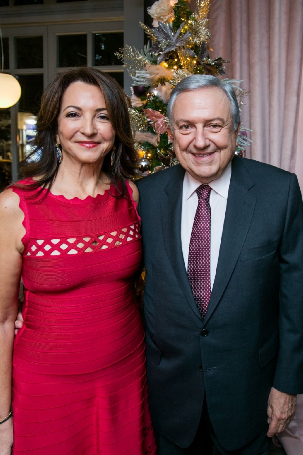 6-sos-h-proedros-toy-mda-hellas-bana-labida-me-ton-syzygo-ths-oanash.jpg