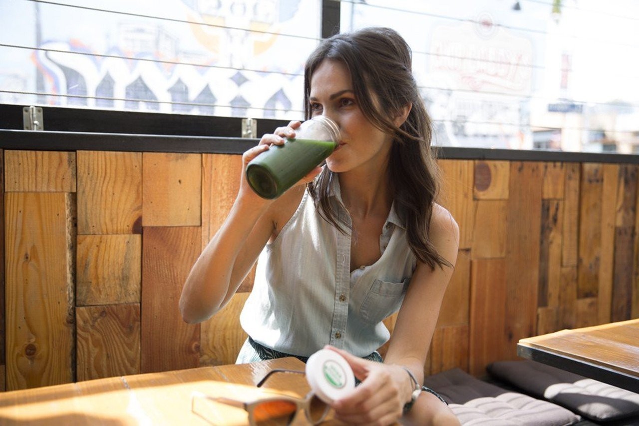 detox-juice-nutrition-myths-glow.jpg