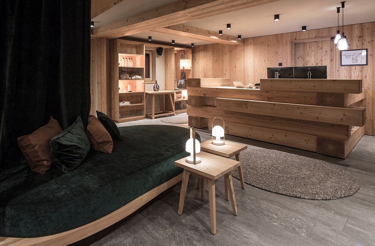 5-zallinger-retreat-glow.jpg