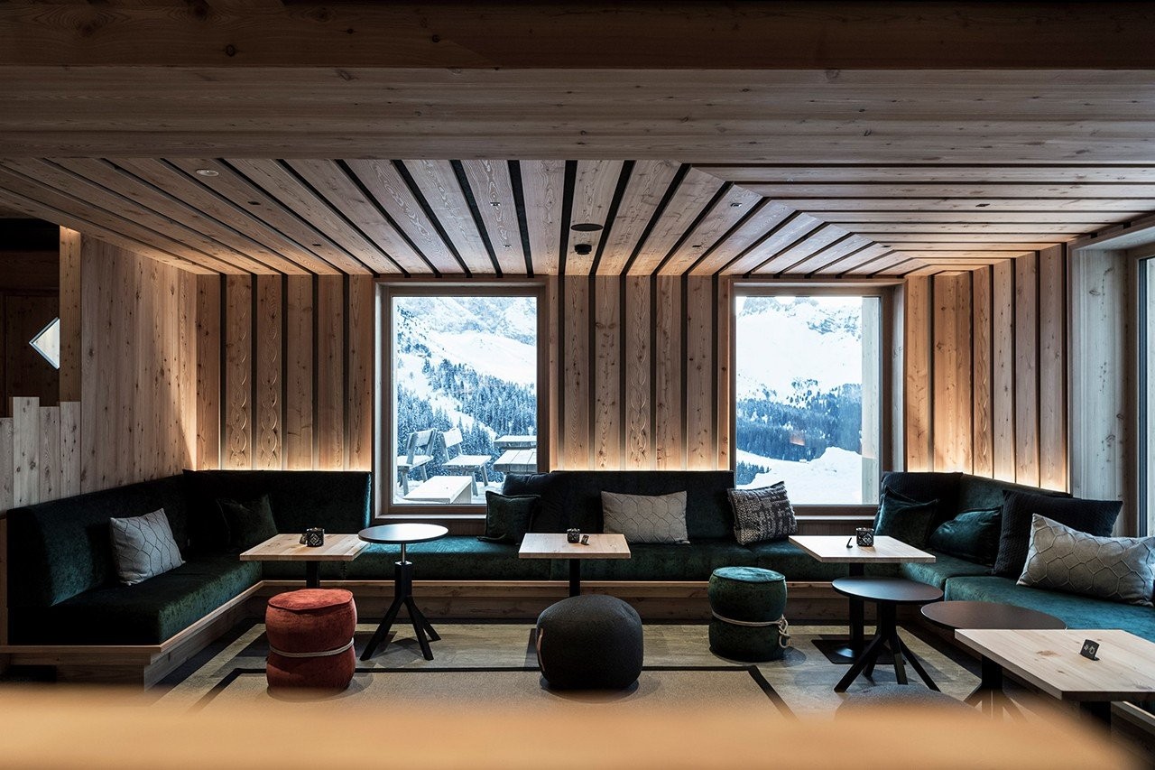 6-zallinger-retreat-glow.jpg