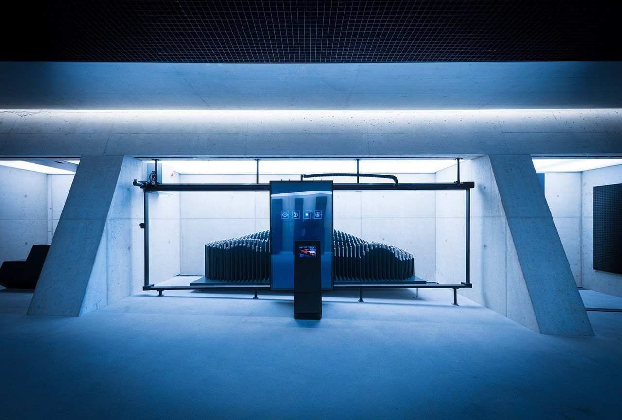 7-james-bond-museum-glow.jpg